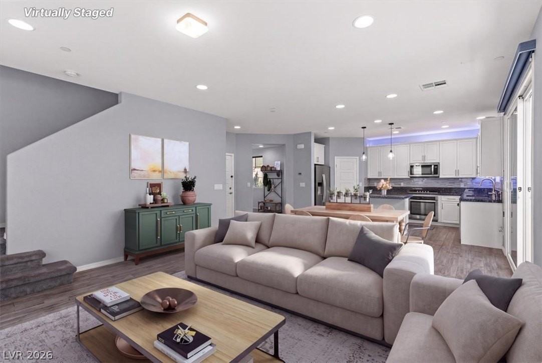 176 Brighton Hills Ave - Photo 7 of 41