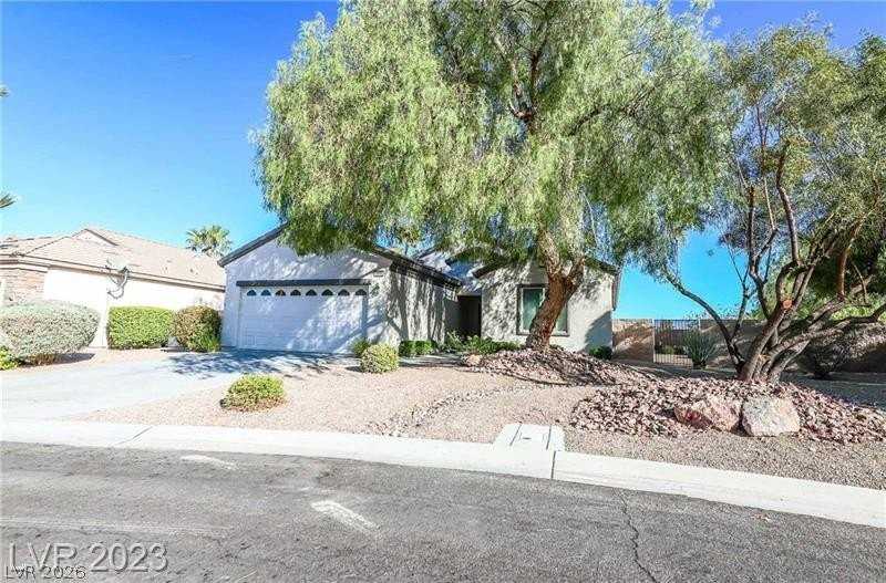 2446 Evening Twilight Ave - Photo 4 of 38