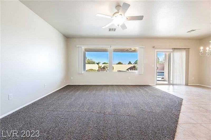 2446 Evening Twilight Ave - Photo 5 of 38