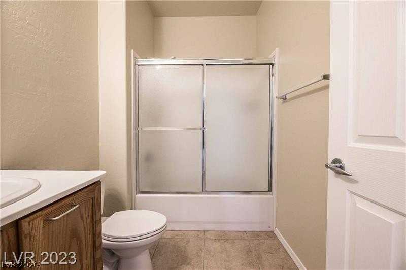 2446 Evening Twilight Ave - Photo 6 of 38