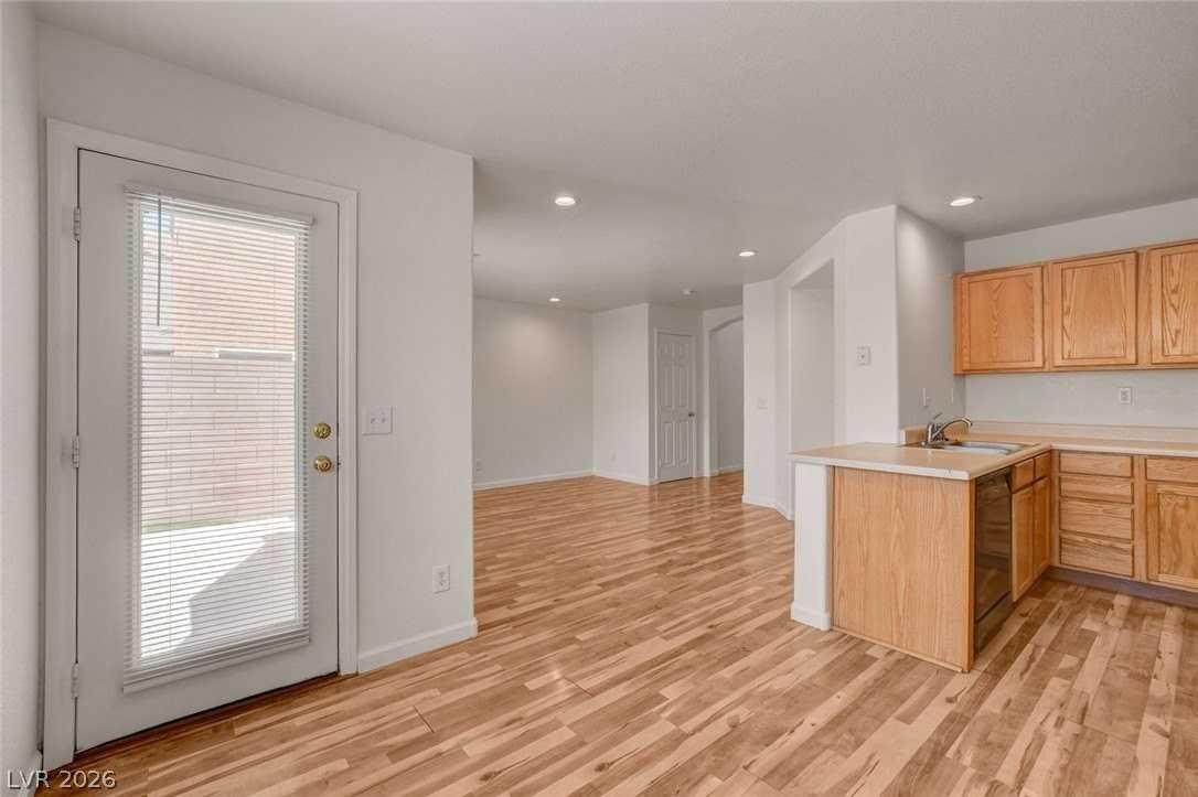 7443 Ademar St - Photo 7 of 47