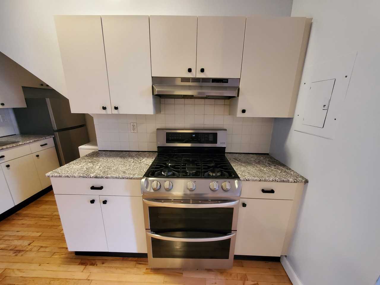 462 Massachusetts Ave #2 - Photo 7 of 36