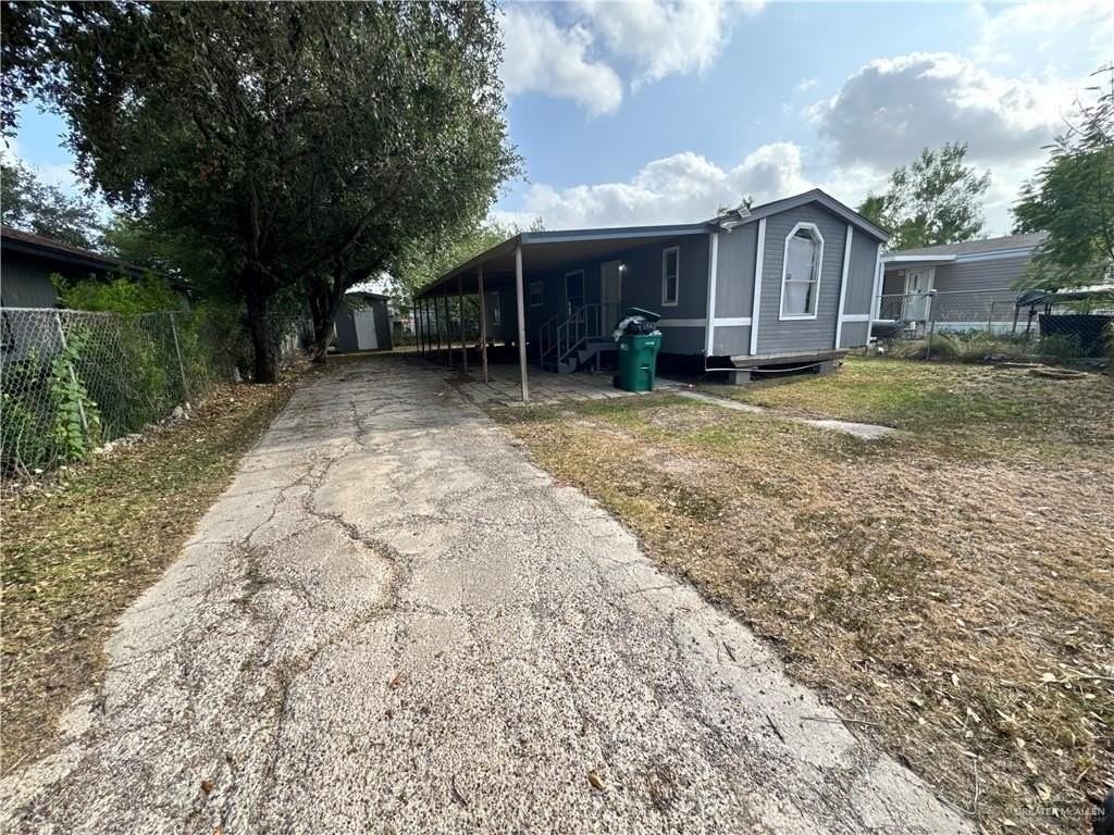 916 W Violet Dr