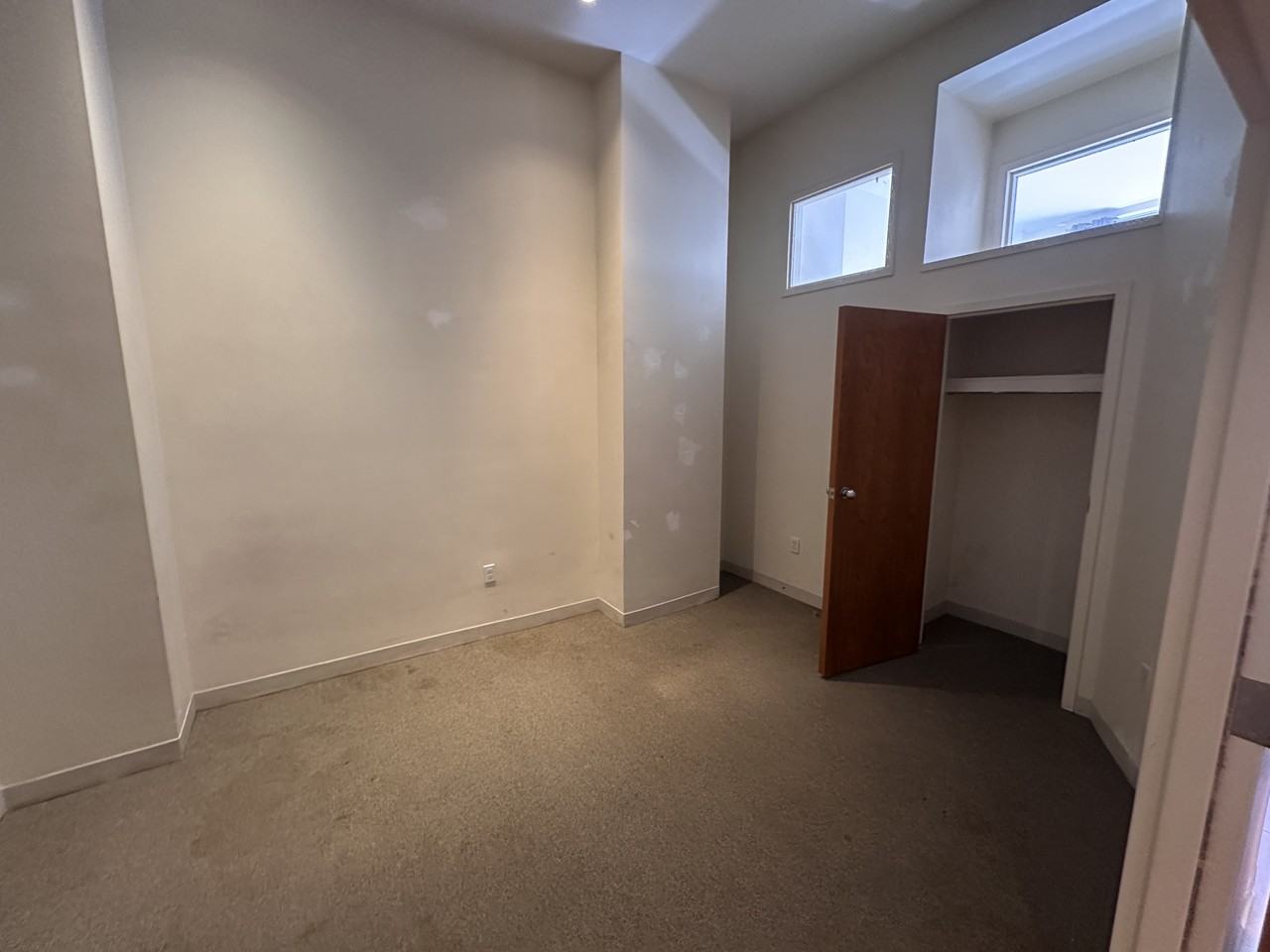 410 Washington St #403 - Photo 6 of 11