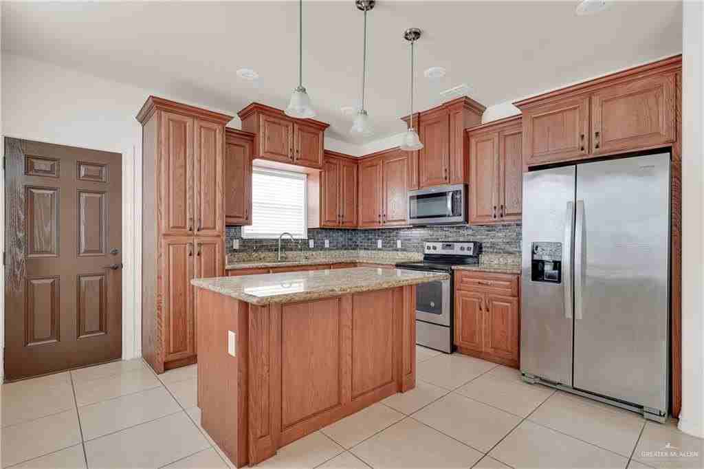 2801 Sabercat Ave #3 - Photo 5 of 14
