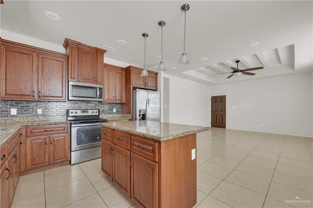 2801 Sabercat Ave #3 - Photo 6 of 14