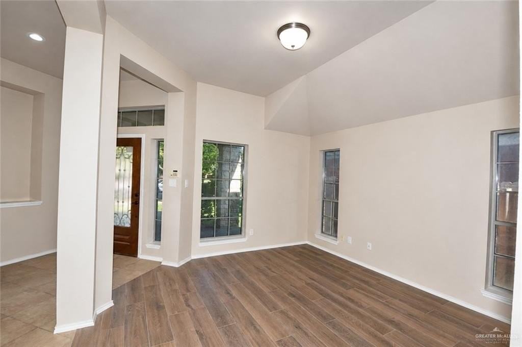 4400 Santa Olivia St - Photo 6 of 38