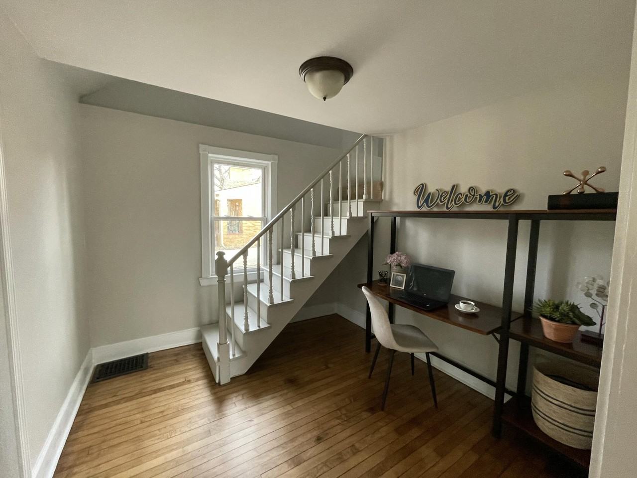 3065 Nordman Rd - Photo 4 of 10