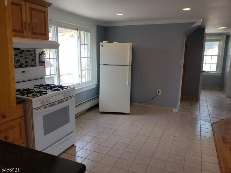410 N 9th St #2 - Photo 5 of 18