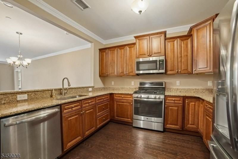 4108 Hoover Ln - Photo 4 of 24