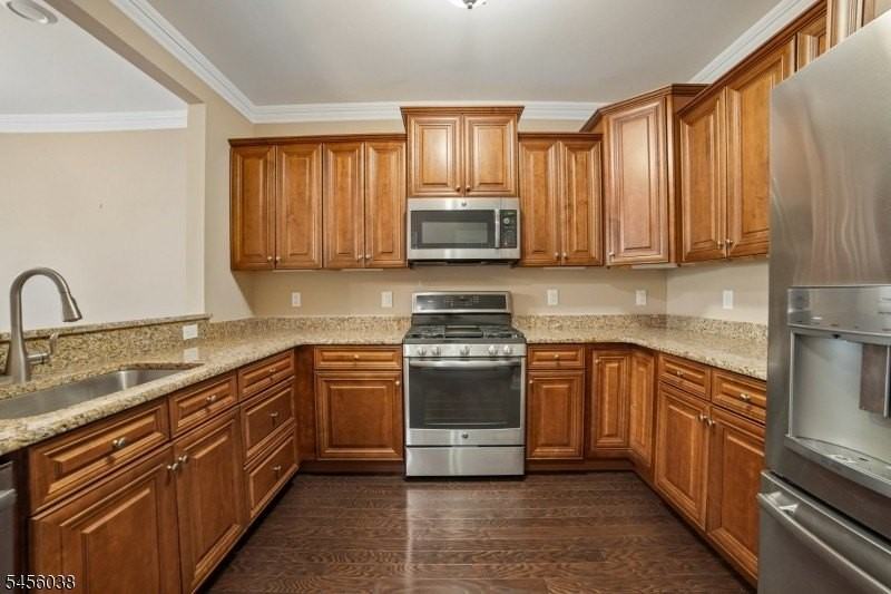 4108 Hoover Ln - Photo 5 of 24