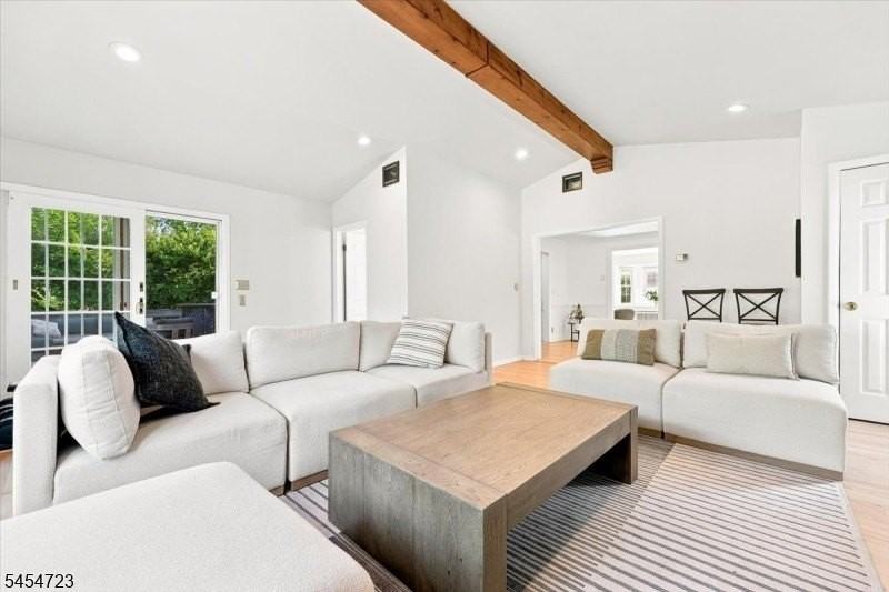 178 Walnut St - Photo 2 of 36