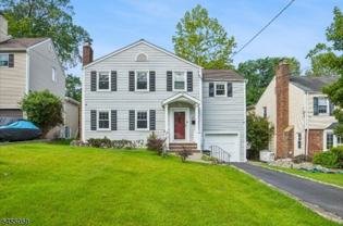 47 W Lawn Rd - Photo 1 of 1