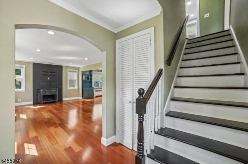 47 W Lawn Rd - Photo 4 of 41
