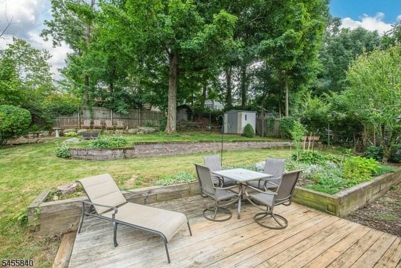 97 New York Ave - Photo 3 of 19