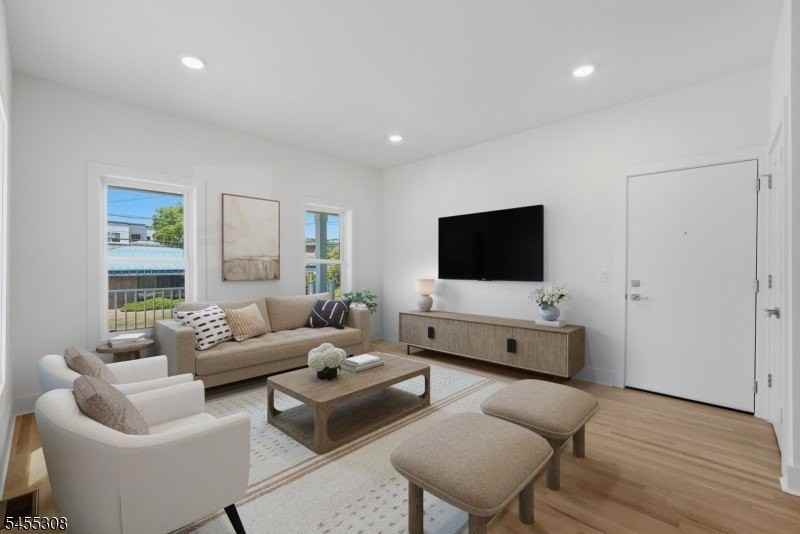 116 Valley St #1 - Photo 6 of 28
