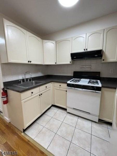 63 Charles St - Photo 6 of 16