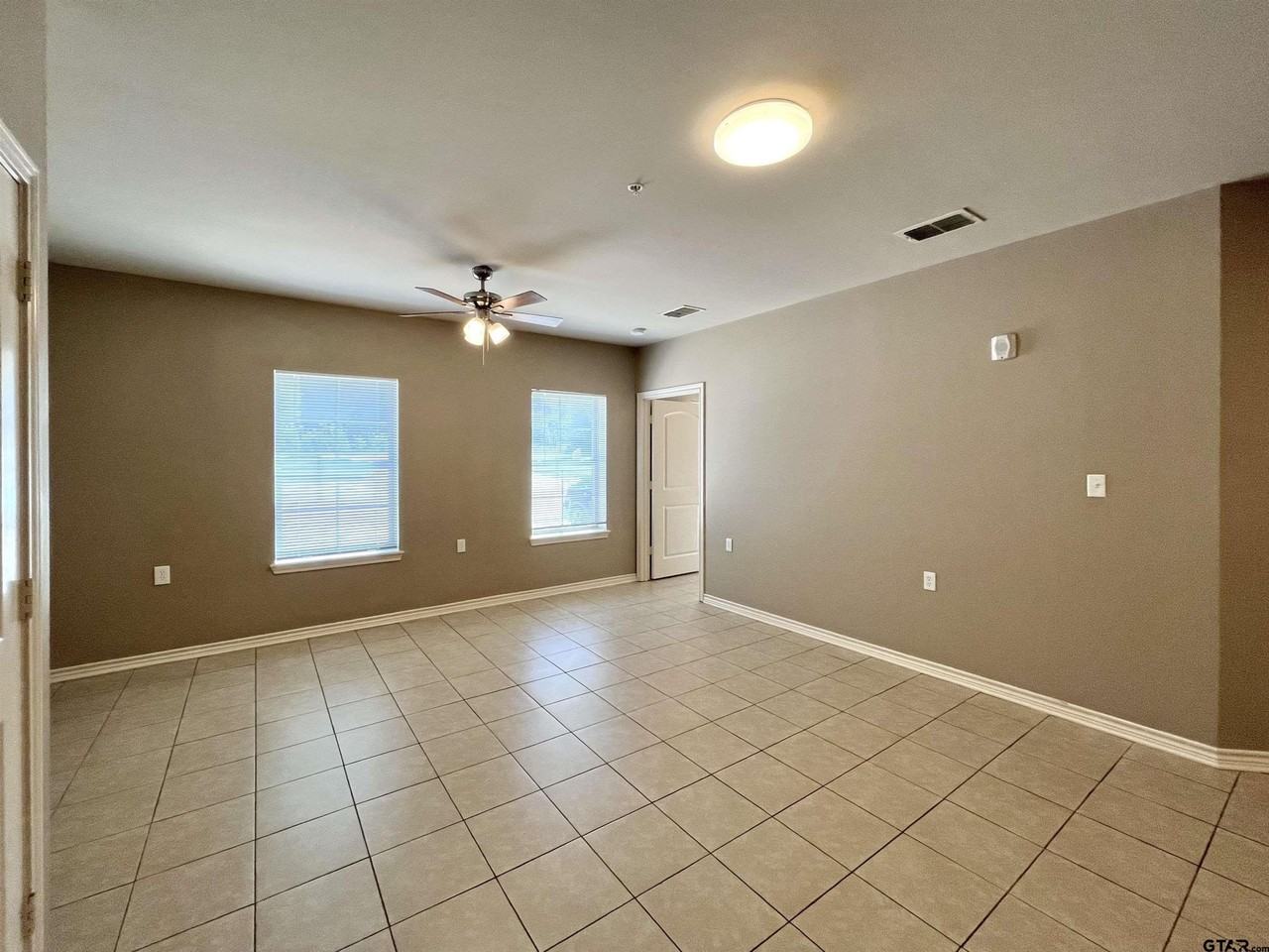 9099 County Road 1138 Apt 1 - Photo 5 of 19