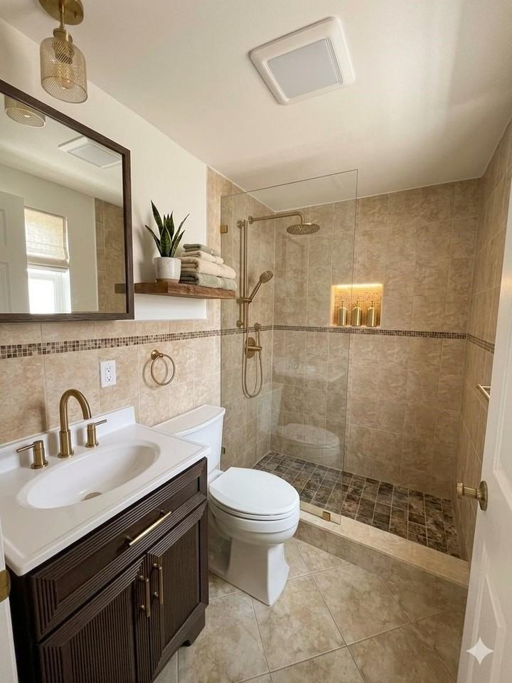 809 22nd St #905 - Photo 5 of 14