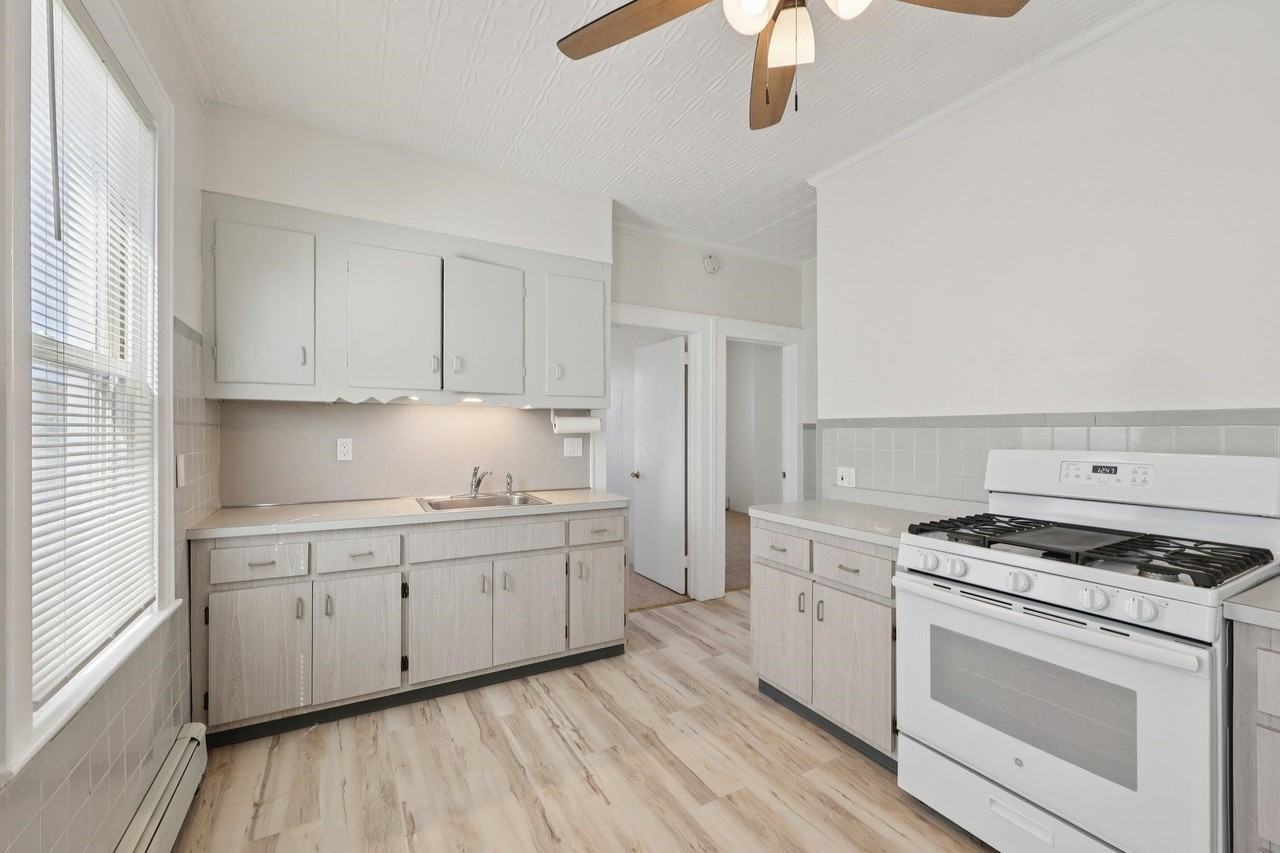 153 Banta Ave #1 - Photo 5 of 24