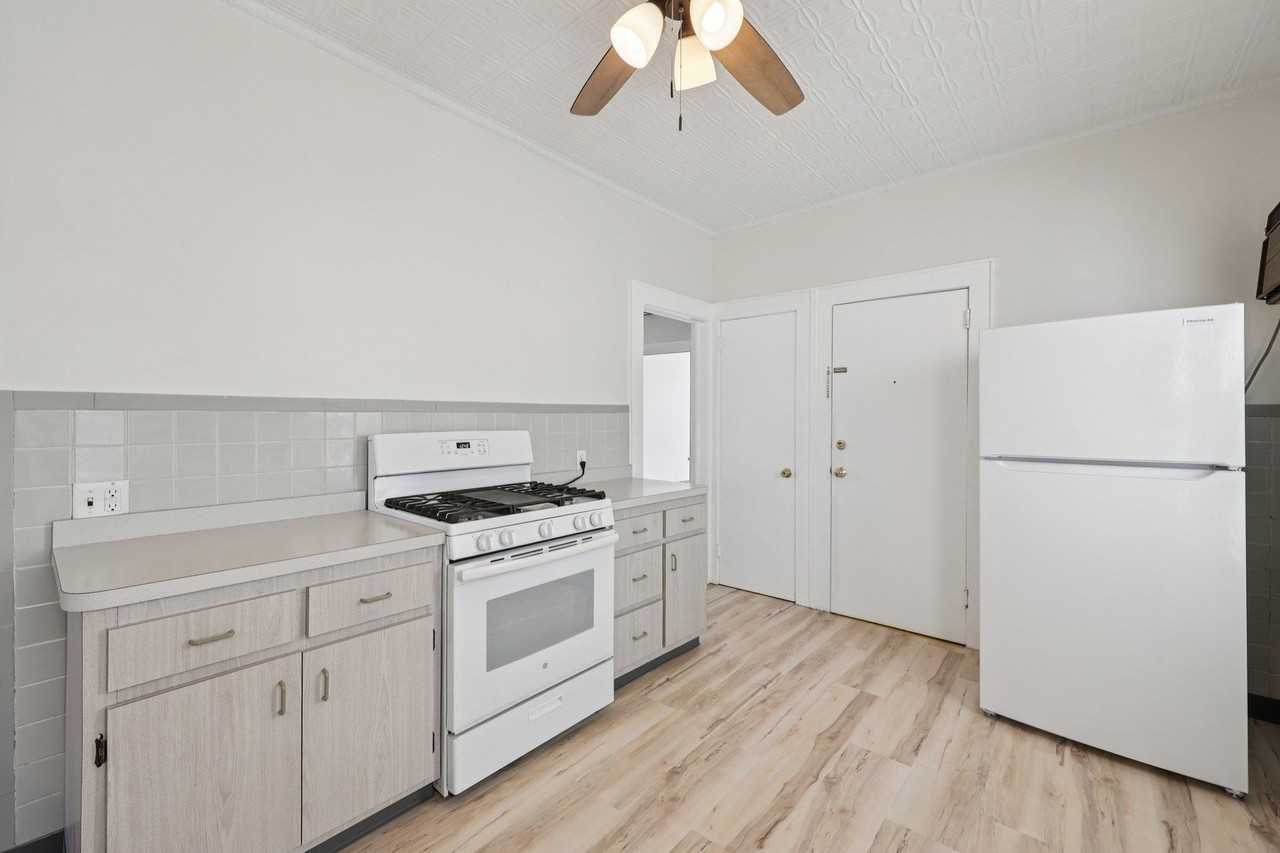 153 Banta Ave #1 - Photo 6 of 24