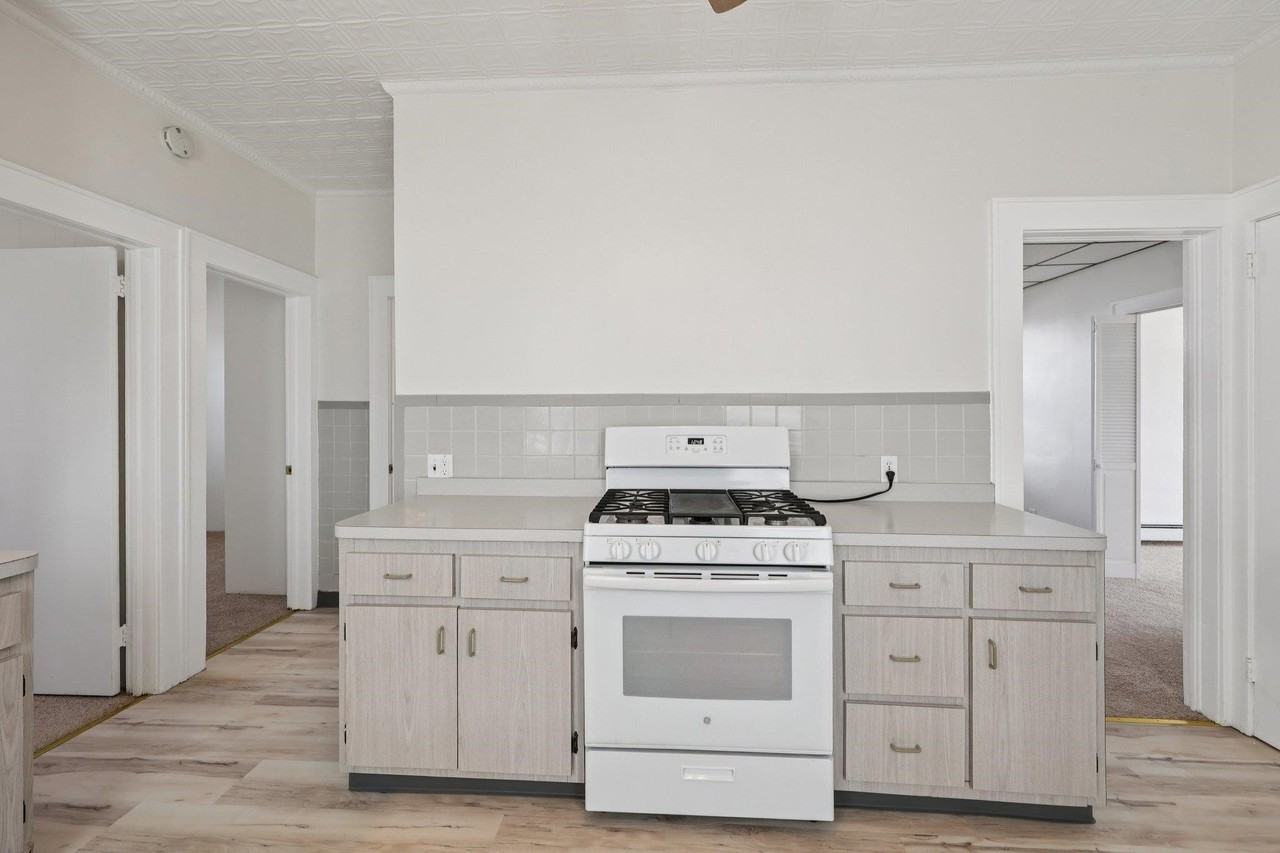 153 Banta Ave #1 - Photo 7 of 24