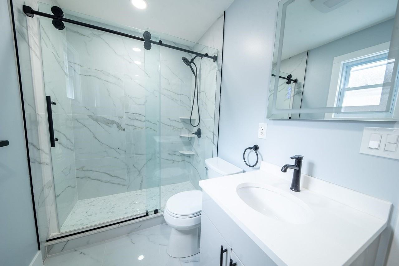 1409 Manhattan Ave #3 - Photo 6 of 10
