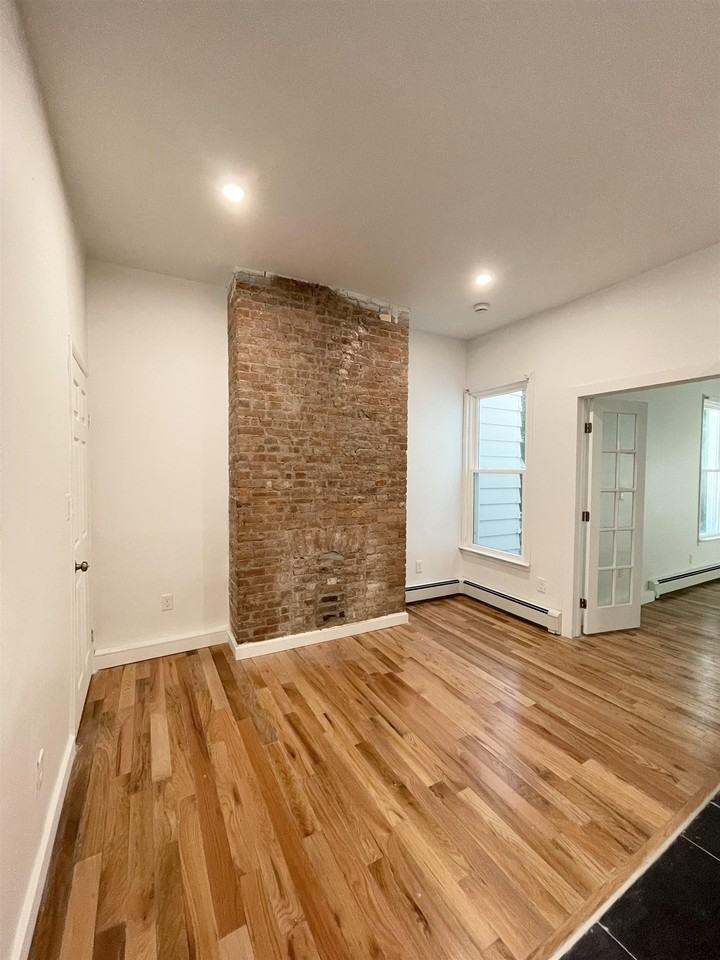 Belmont Ave #2 - Photo 7 of 11
