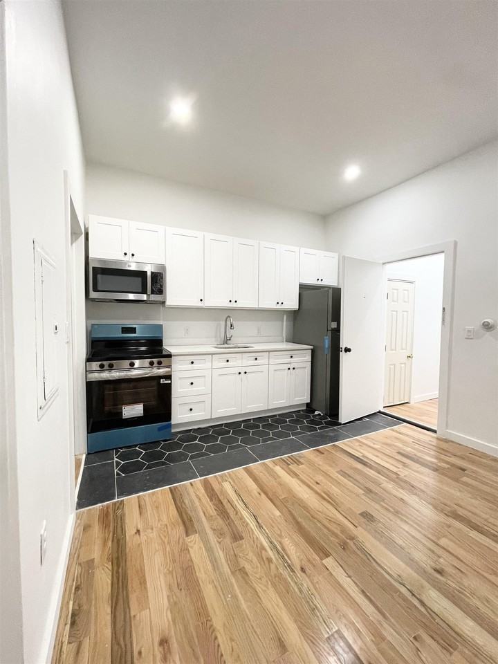 Belmont Ave #1 - Photo 6 of 10
