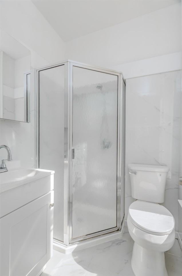 298 Princeton Ave #2 - Photo 5 of 12