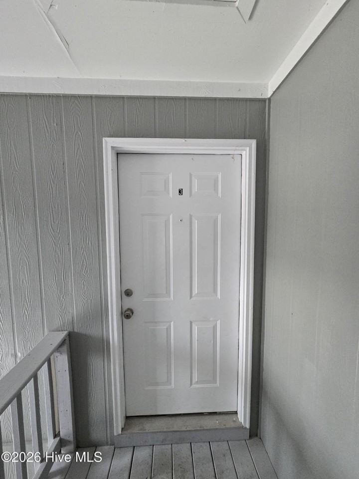 1000 Hammock Ln #3 - Photo 2 of 18