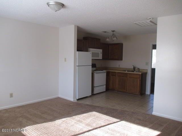 218 Easy St - Photo 2 of 7