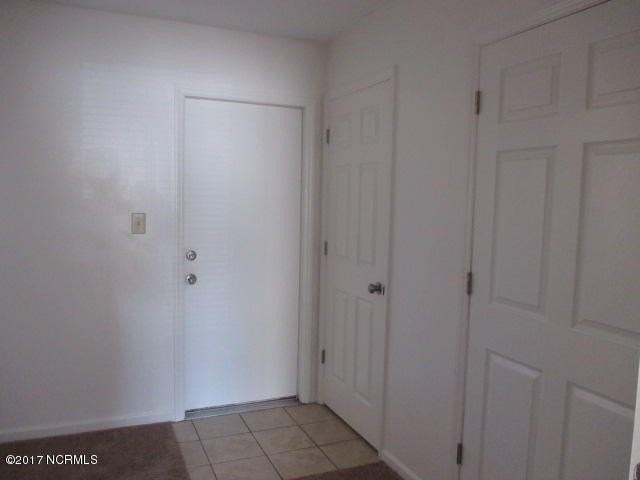 218 Easy St - Photo 4 of 7