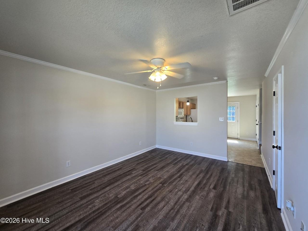 204 Streamwood Dr - Photo 3 of 17