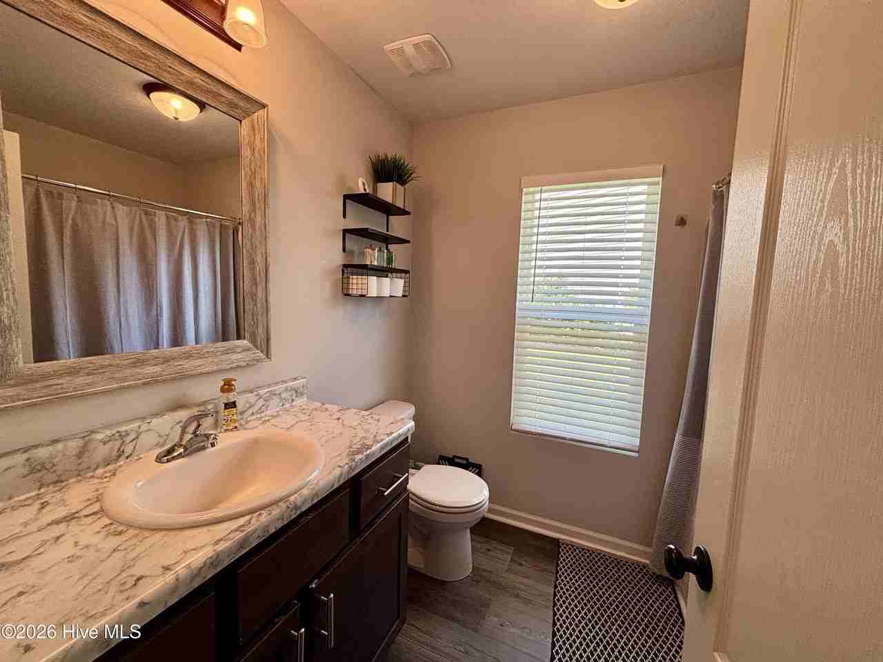 3284 Alexandria Dr - Photo 2 of 16