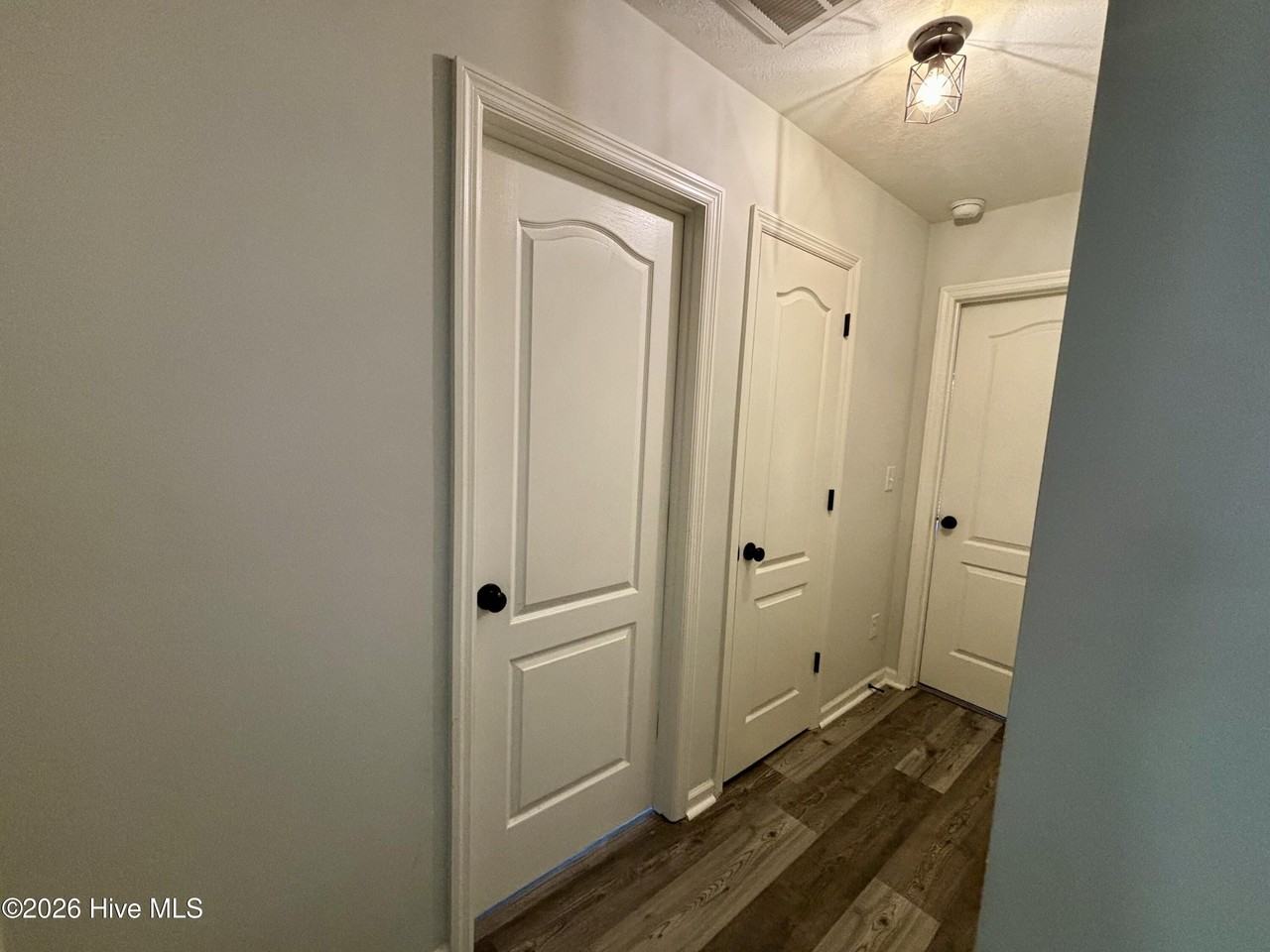3284 Alexandria Dr - Photo 5 of 16