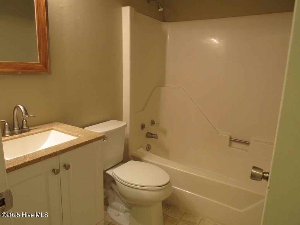111 Village Cir - Photo 7 of 17