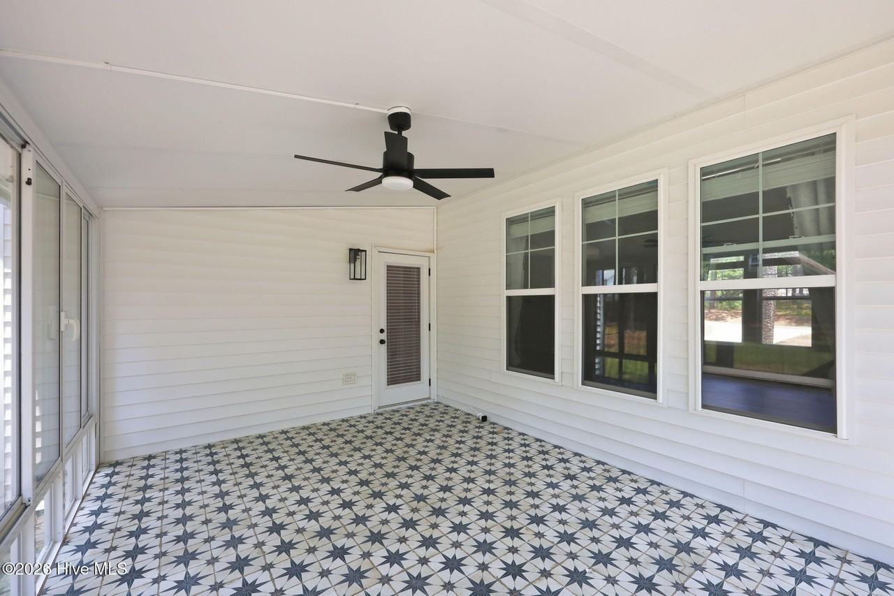 1750 E Indiana Ave - Photo 5 of 47