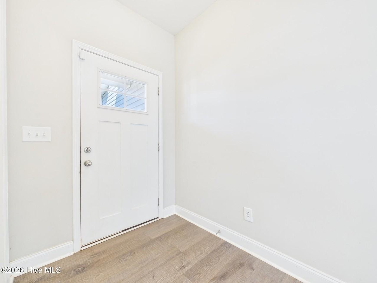 478 Atwood Dr - Photo 7 of 50