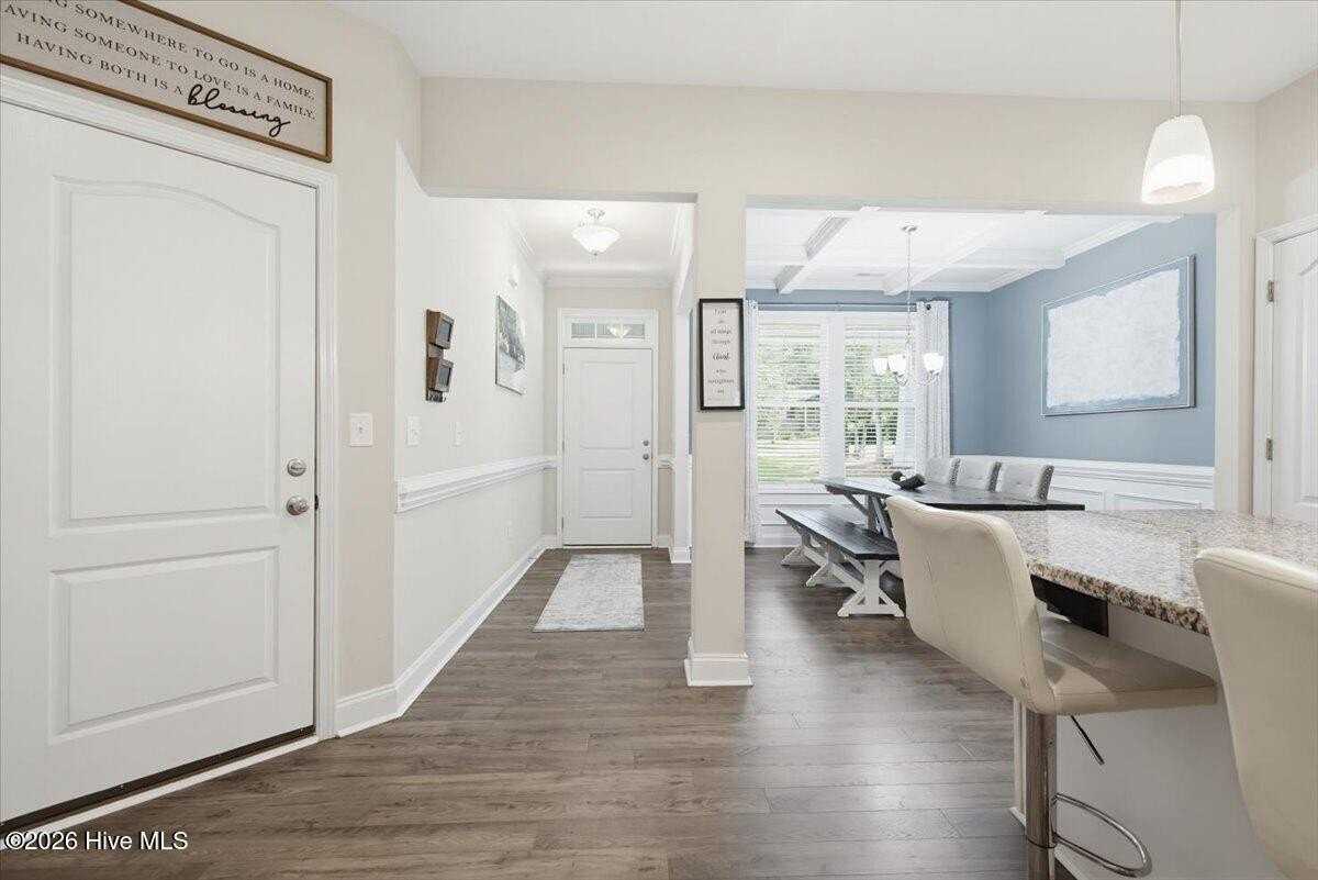 598 El Ives Dr - Photo 5 of 31