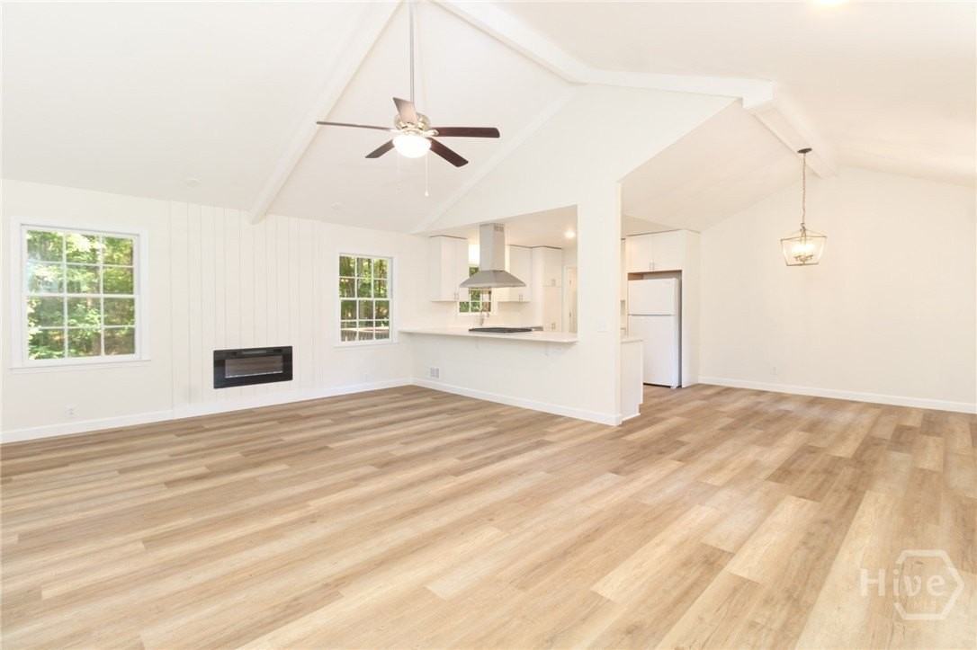 1191 Arrowhead Rd - Photo 5 of 40