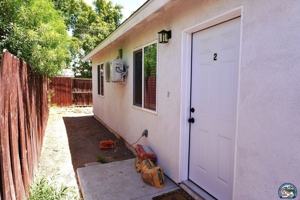 featured image of 696 Yucca Dr #2