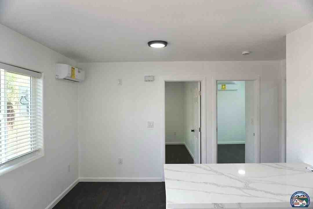 696 Yucca Dr #2 - Photo 6 of 14