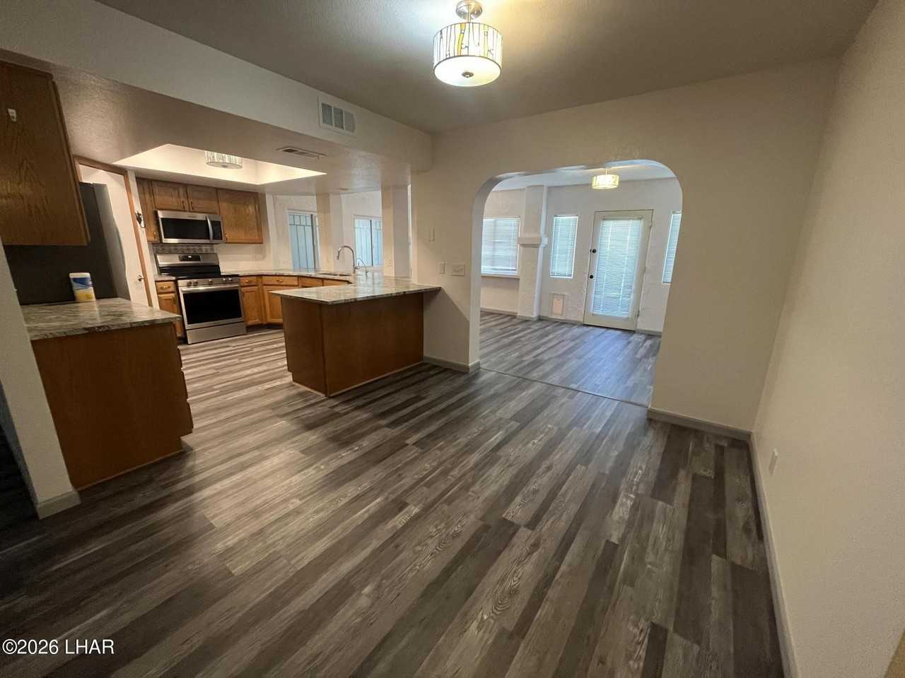 3998 Chickasaw Dr - Photo 5 of 24