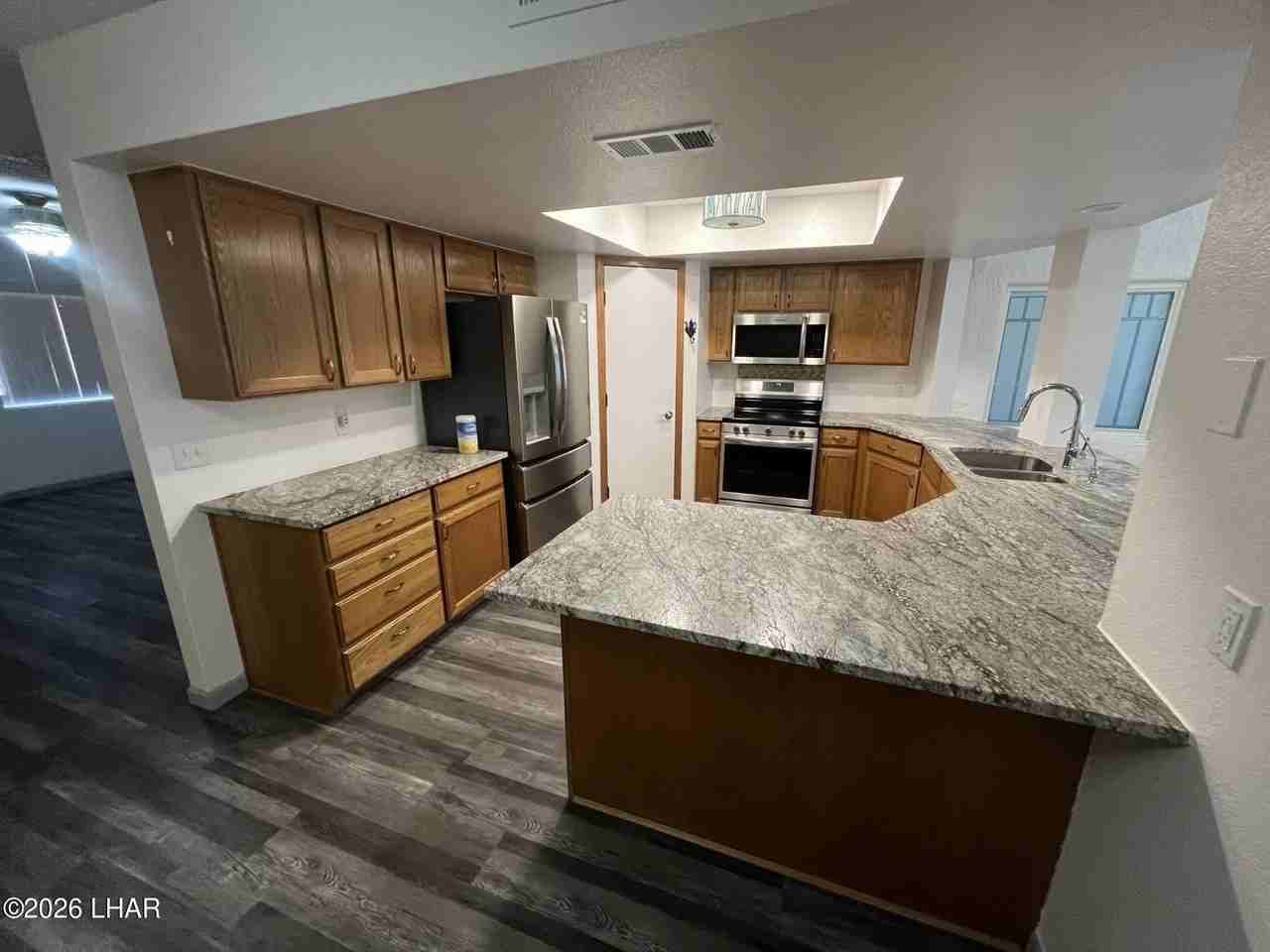 3998 Chickasaw Dr - Photo 6 of 24