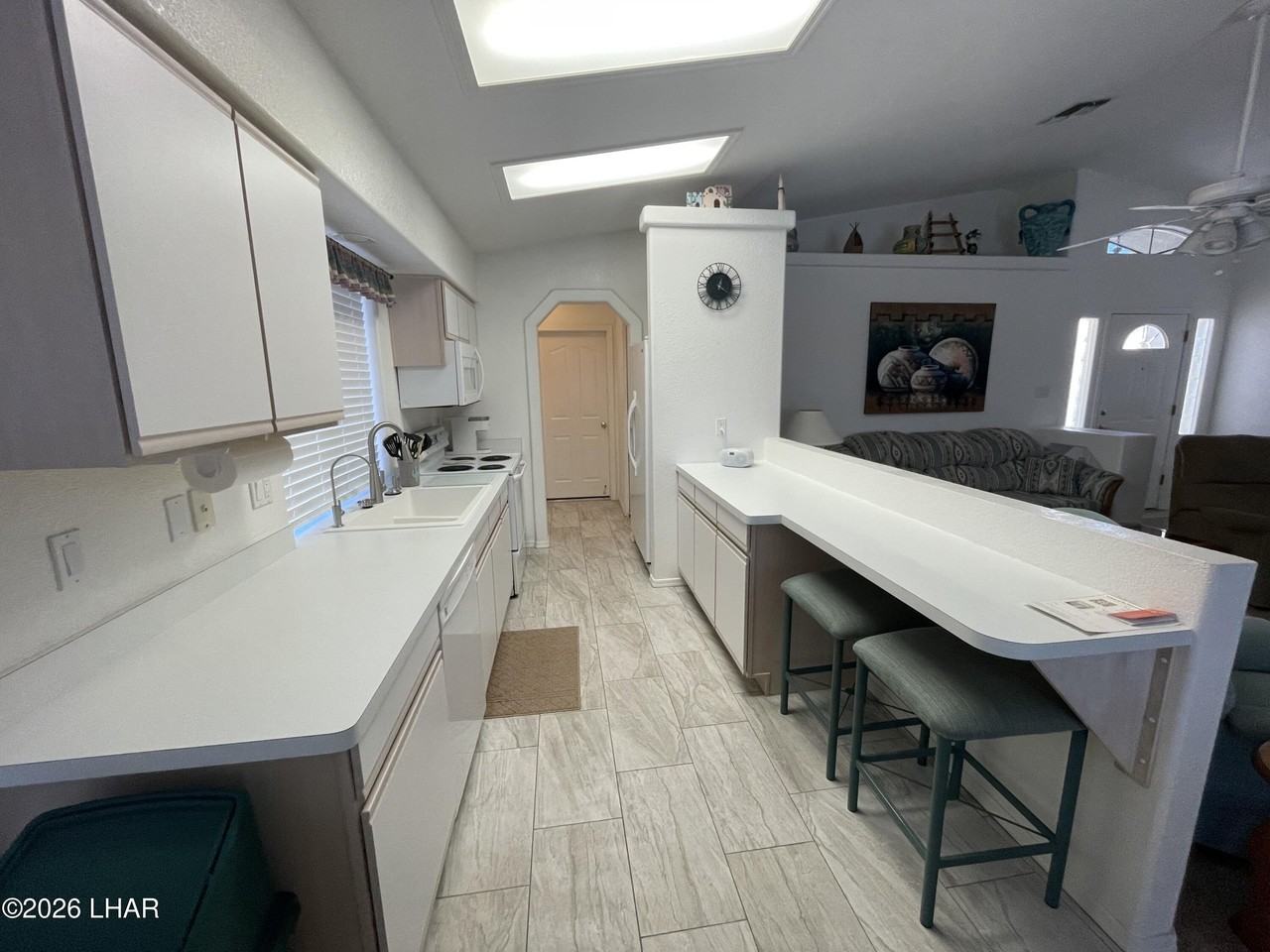 3340 Kiowa Blvd N - Photo 3 of 19