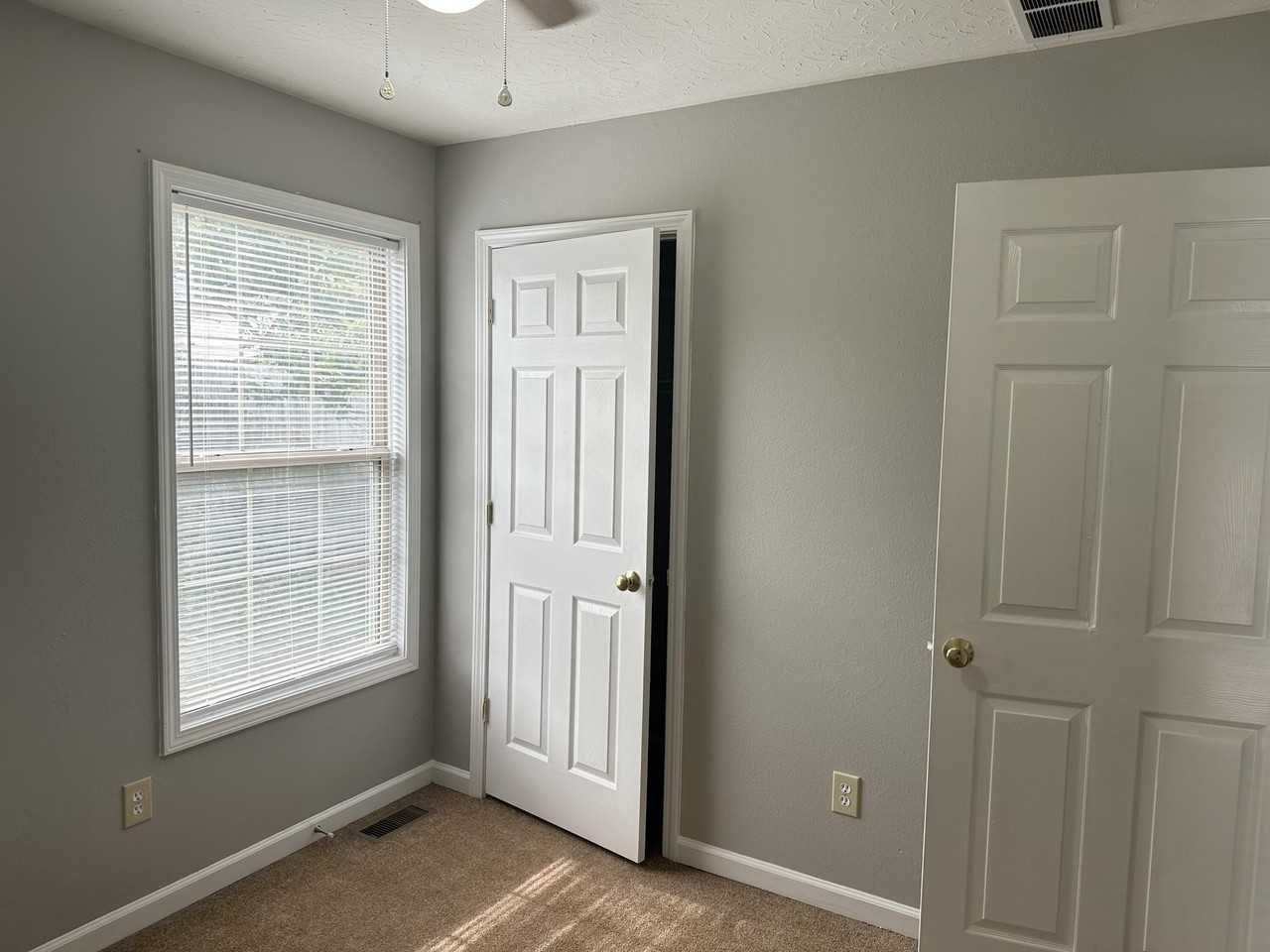 212 White Oak Trce - Photo 6 of 12