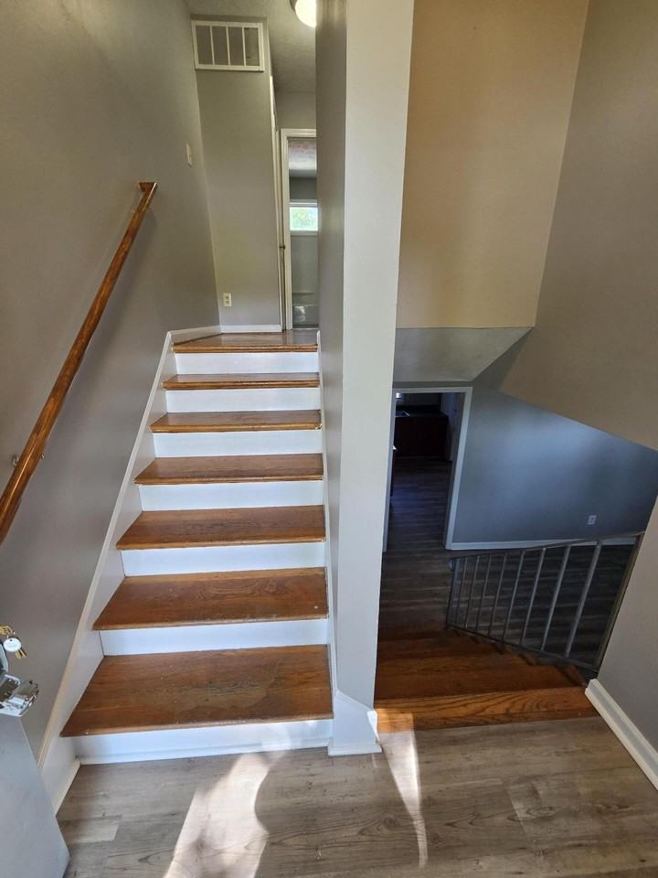 3411 Sutherland Dr #A - Photo 2 of 9