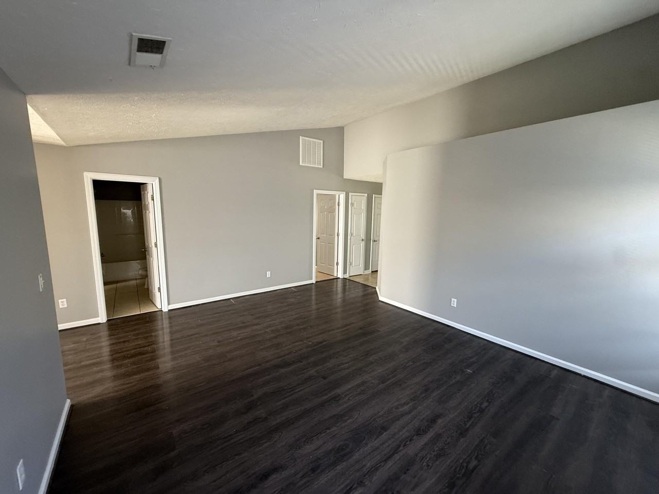 2477 Rockaway Pl - Photo 7 of 14