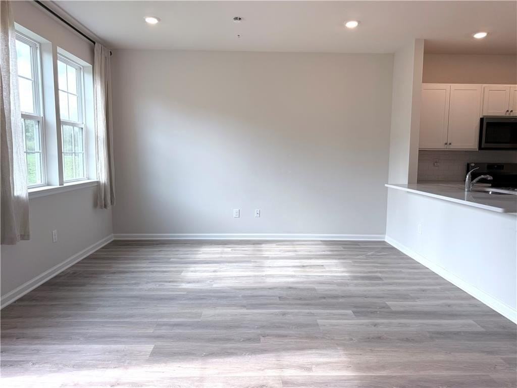 1224 Martin Rd - Photo 7 of 36